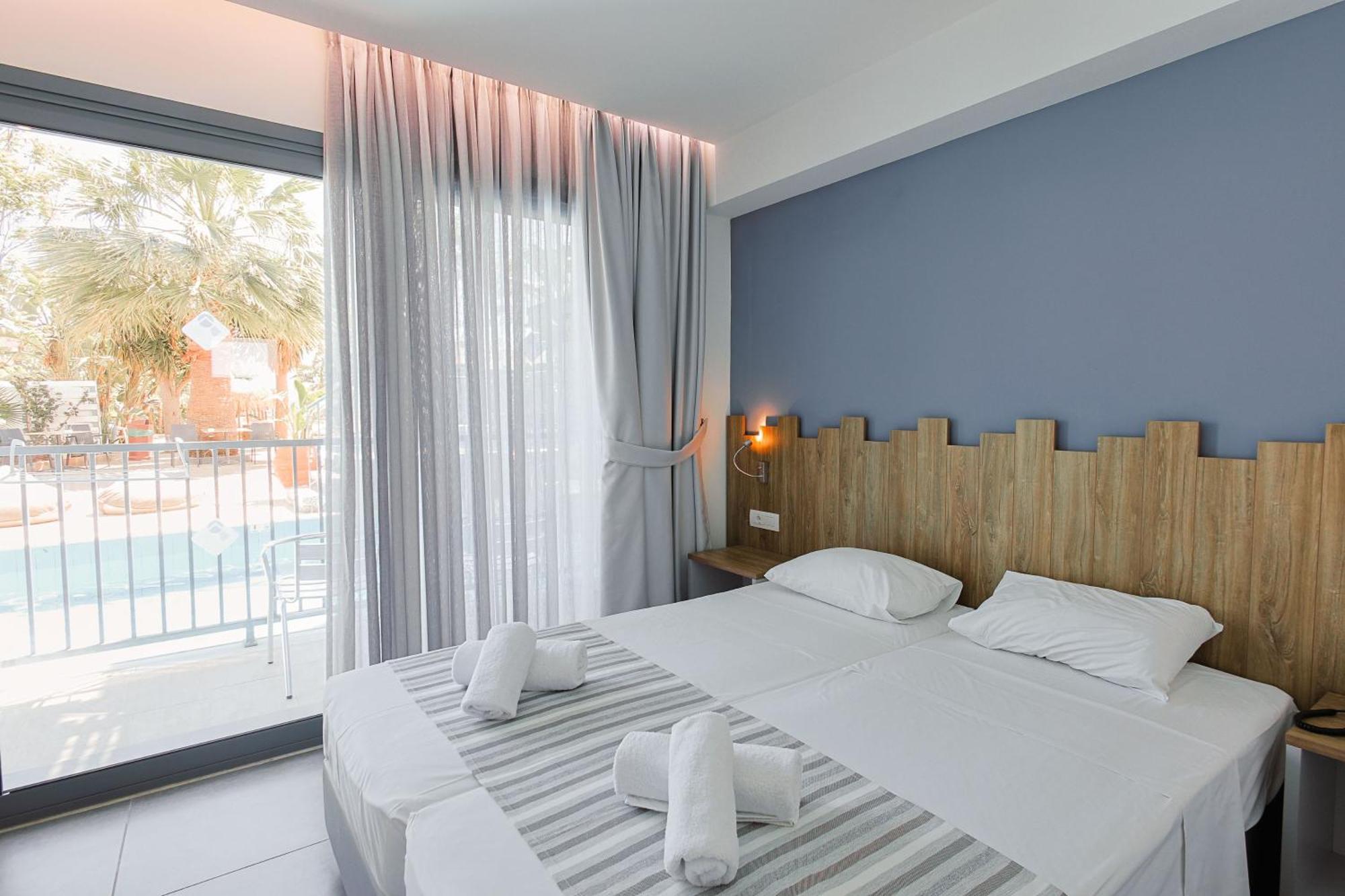 Pollis Hotel Herszonisszosz Kültér fotó