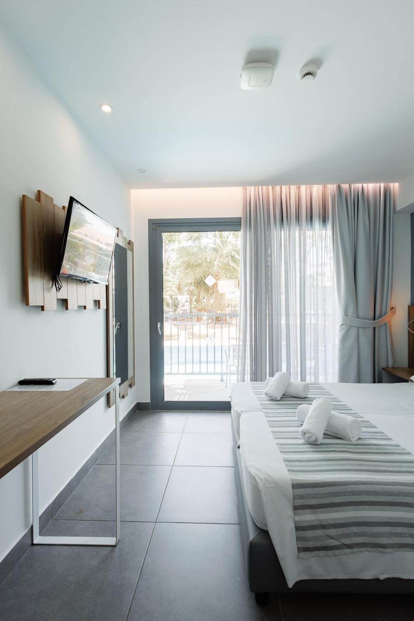 Pollis Hotel Herszonisszosz Kültér fotó