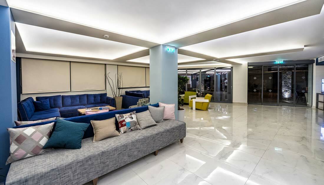 Pollis Hotel Herszonisszosz Beltér fotó